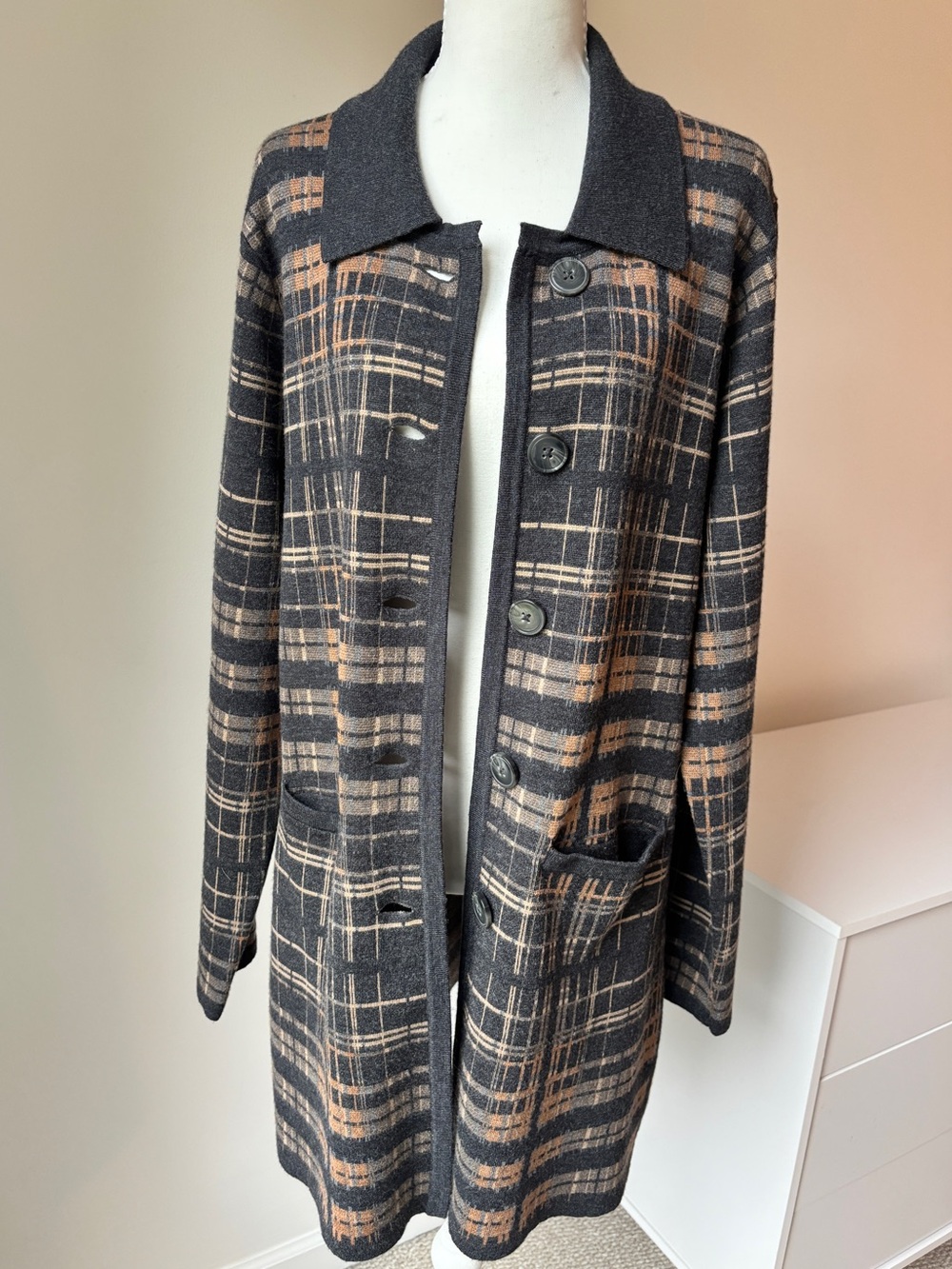 Pendleton Charcoal Gray and Tan Plaid Long Button Cardigan